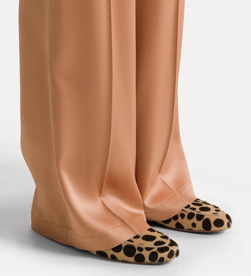 Pantalone a vita alta in envers satin the - immagine 4